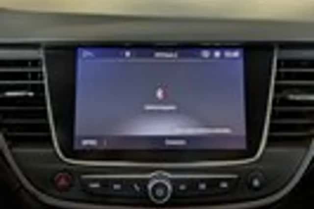 Opel Crossland X (2018) thumbnail 19