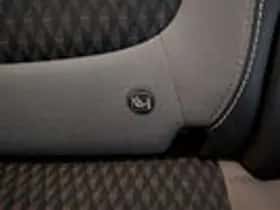 Opel Crossland X (2018) thumbnail 9