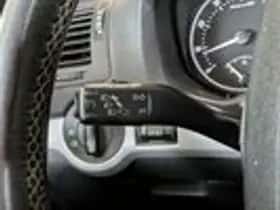 Škoda Octavia (2010) thumbnail 13