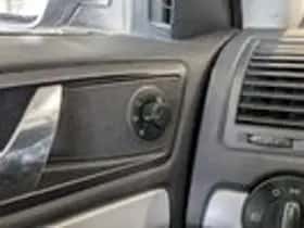 Škoda Octavia (2010) thumbnail 17