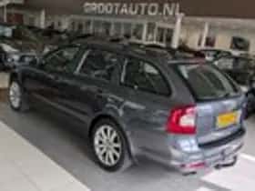Škoda Octavia (2010) thumbnail 3