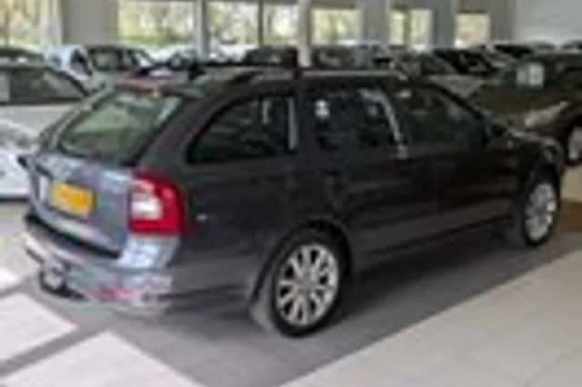 Škoda Octavia (2010) thumbnail 4