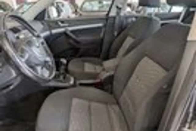 Škoda Octavia (2010) thumbnail 6