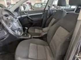 Škoda Octavia (2010) thumbnail 6
