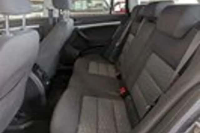 Škoda Octavia (2010) thumbnail 7