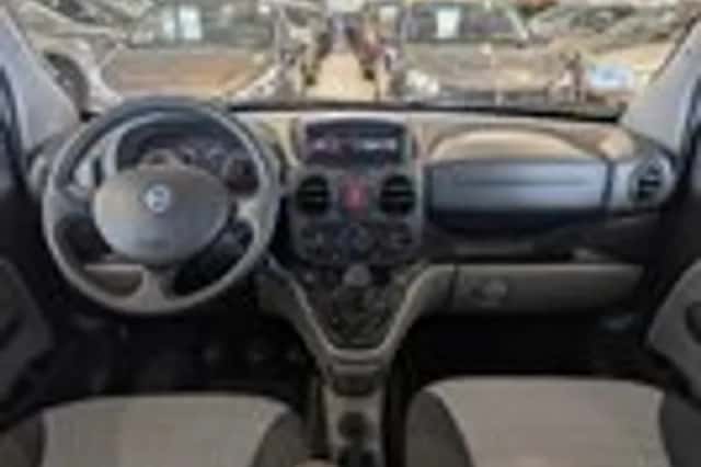 Fiat Doblo (2006) thumbnail 8