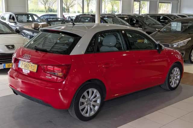 Audi A1 (2013) thumbnail 4