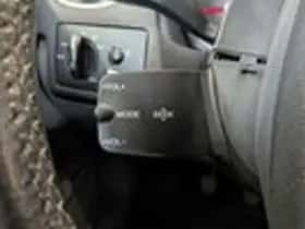 Ford Focus (2005) thumbnail 13