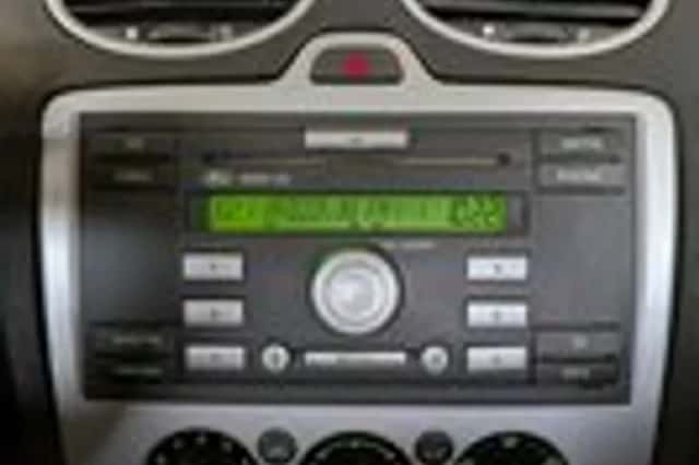 Ford Focus (2005) thumbnail 15