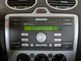 Ford Focus (2005) thumbnail 15