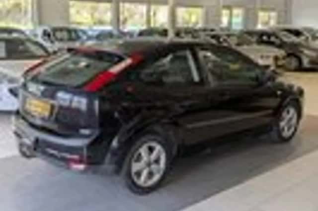 Ford Focus (2005) thumbnail 4