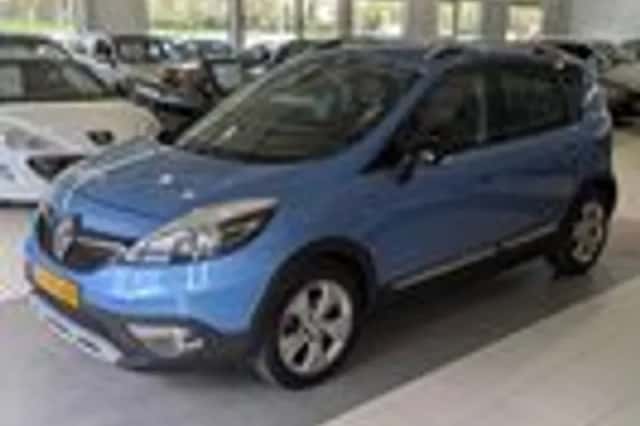 Renault Scénic (2014) thumbnail 2