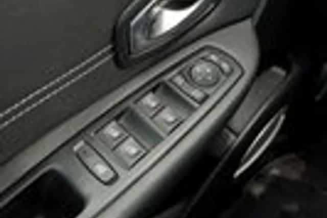 Renault Scénic (2014) thumbnail 23
