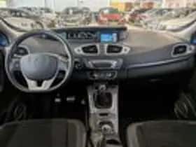 Renault Scénic (2014) thumbnail 9