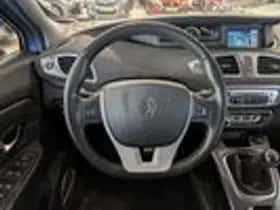 Renault Scénic (2014) thumbnail 10