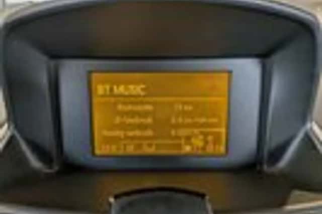 Opel Corsa (2008) thumbnail 15