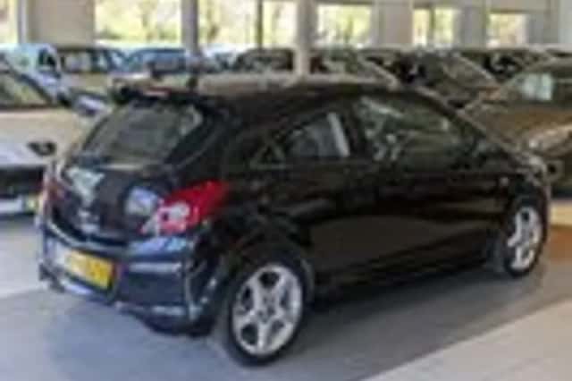 Opel Corsa (2008) thumbnail 4