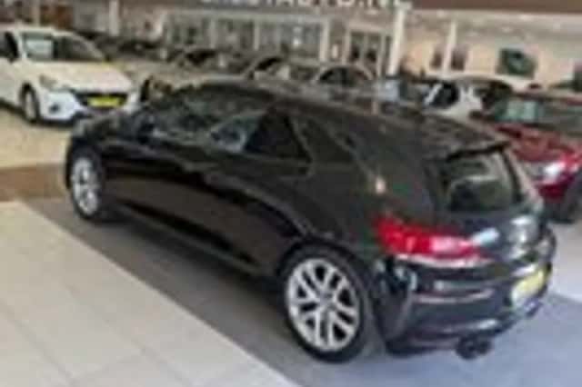 Volkswagen Scirocco (2008) thumbnail 3