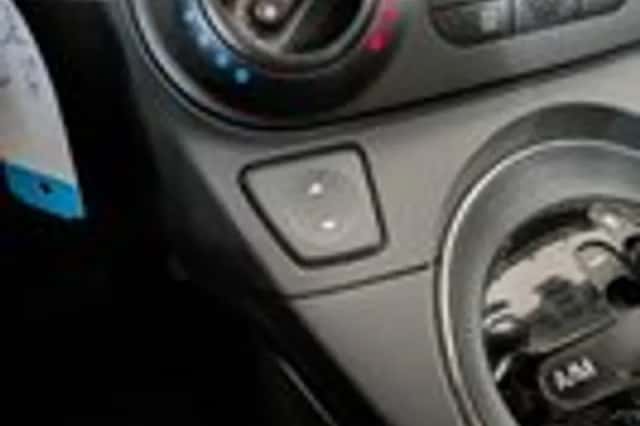 Fiat 500 (2009) thumbnail 17