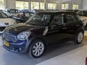 MINI Countryman (2012) thumbnail 2