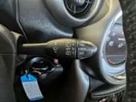 MINI Countryman (2012) thumbnail 14