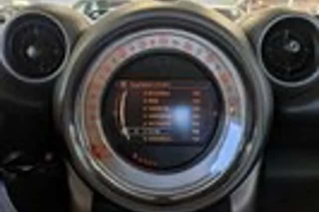 MINI Countryman (2012) thumbnail 16