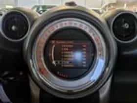 MINI Countryman (2012) thumbnail 16