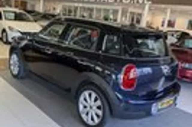 MINI Countryman (2012) thumbnail 3