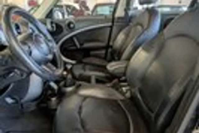 MINI Countryman (2012) thumbnail 6