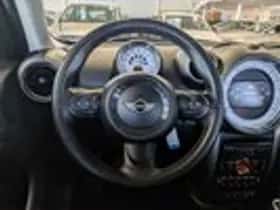 MINI Countryman (2012) thumbnail 9