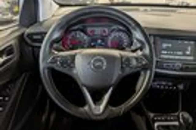 Opel Crossland X (2017) thumbnail 10