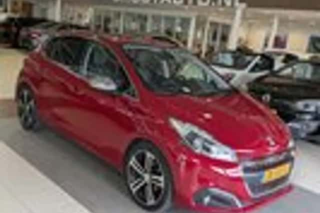 Peugeot 208 (2016) thumbnail 1