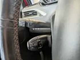 Peugeot 208 (2016) thumbnail 14