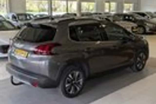 Peugeot 2008 (2017) thumbnail 4