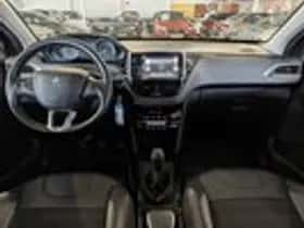 Peugeot 2008 (2017) thumbnail 9