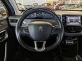 Peugeot 2008 (2017) thumbnail 10