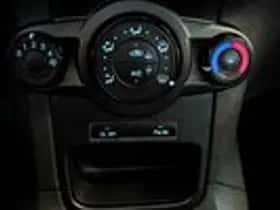 Ford Fiesta (2016) thumbnail 15