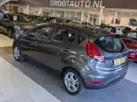 Ford Fiesta (2016) thumbnail 3