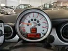 MINI Mini (2010) thumbnail 12