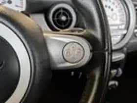 MINI Mini (2010) thumbnail 14