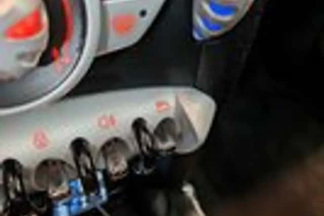 MINI Mini (2010) thumbnail 18