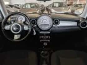MINI Mini (2010) thumbnail 9