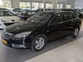 Opel Insignia (2012) thumbnail 2
