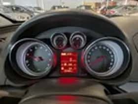 Opel Insignia (2012) thumbnail 11