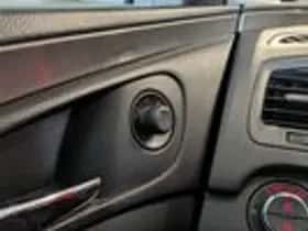 Opel Insignia (2012) thumbnail 19