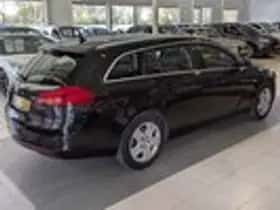 Opel Insignia (2012) thumbnail 4