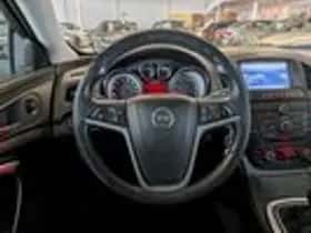 Opel Insignia (2012) thumbnail 10