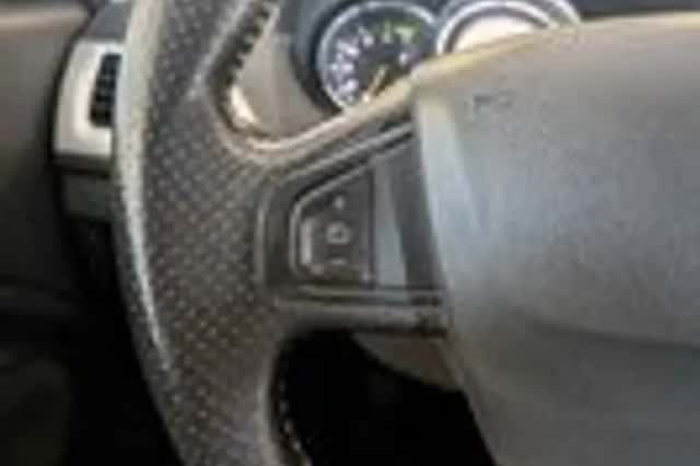 Renault Mégane (2013) thumbnail 12