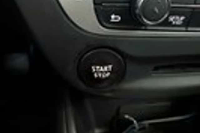 Renault Mégane (2013) thumbnail 20