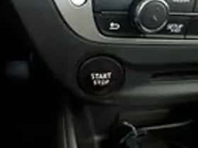 Renault Mégane (2013) thumbnail 20